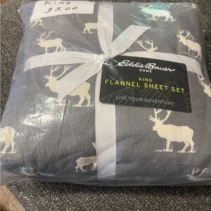 Eddie Bauer Gray and White Flannel Sheets Winter Theme